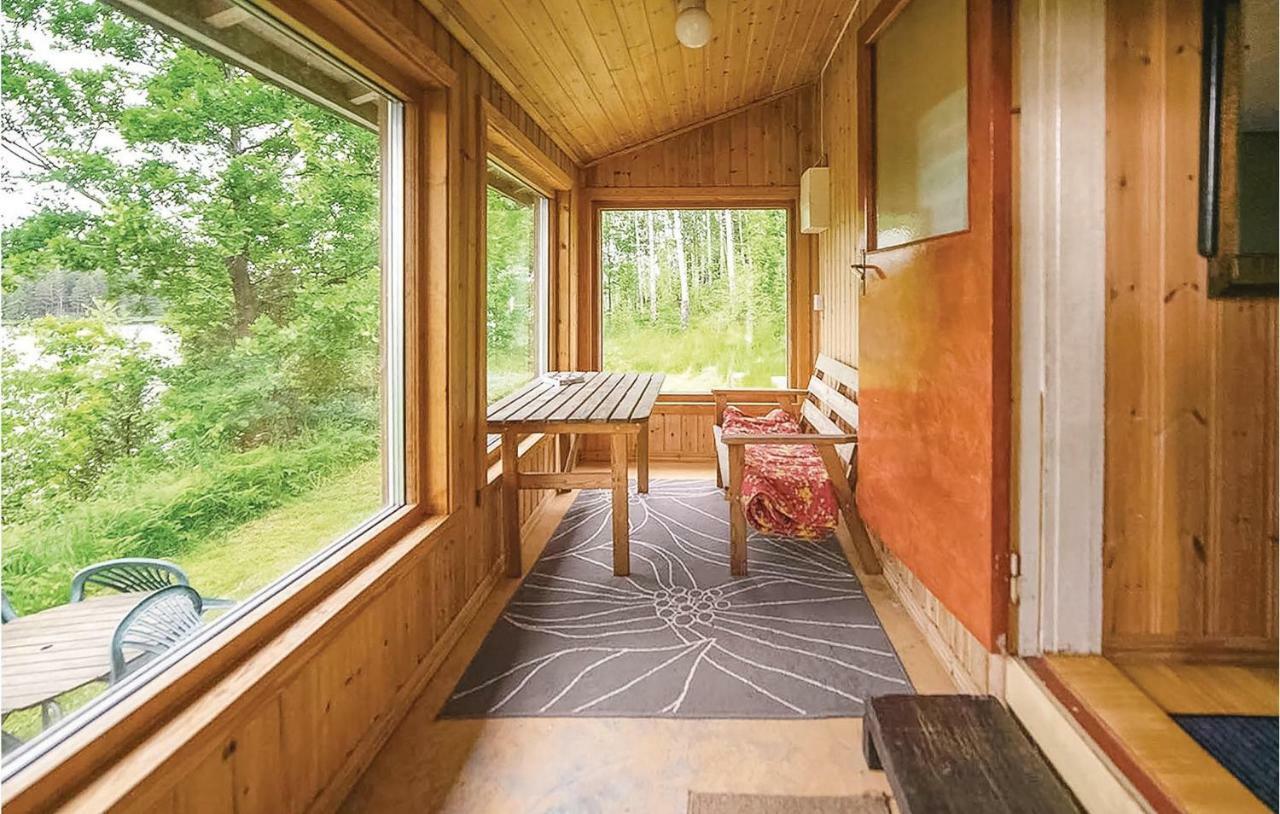 2 Bedroom Gorgeous Home In Hestra Algutstorp Exterior foto